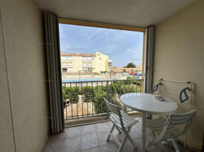 Appartement 2 pièces avec loggia, piscine et parking privé à 250m des commerces et proche plage - FR-1-229B-74